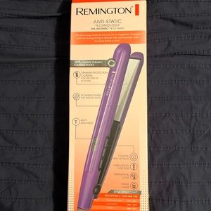 NEW Unopened Remington 1 inch flatiron